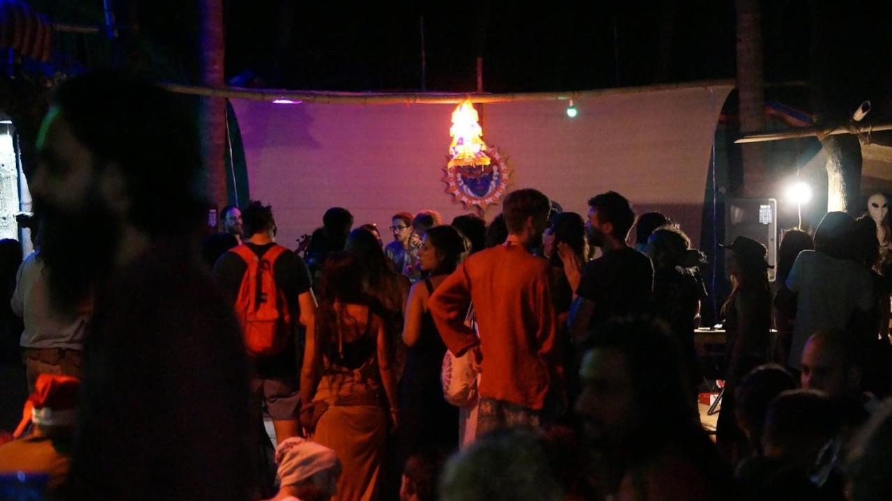 Namahstay Eco Hostel & Coworking & Art Community Space Arambol Extérieur photo